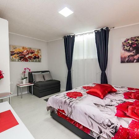 Apartment Romanov Belgrade Exterior photo